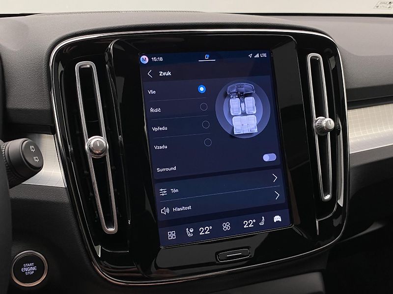 Volvo XC40 (2026) B3 AUT DARK ULTRA  - fotka 58 z 63