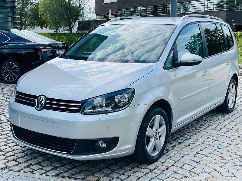 Volkswagen Touran 2.0TD MANUÁL 1MAJITEL SERVISKA - fotka 4 z 49