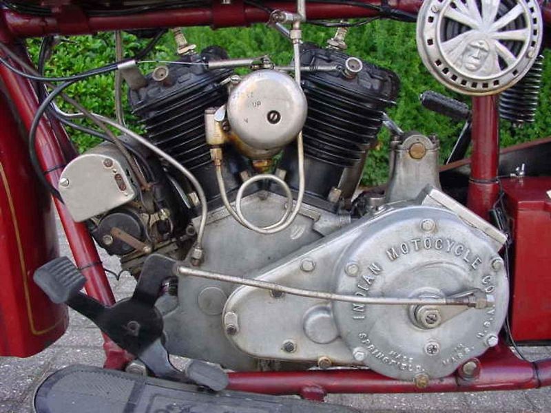 Scout patřil k nejúspěšnějším a zároveň nejoblíbenějším motocyklům značky Indian. Vyráběl se bezmála třicet let.