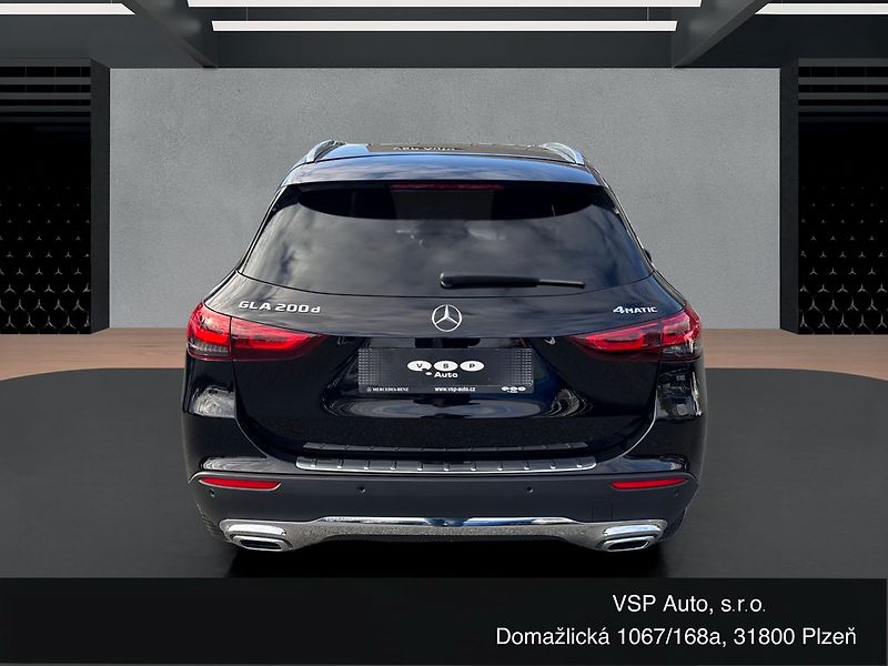Mercedes-Benz GLA PROGRESSIVE 200d 4MATIC - fotka 4 z 21