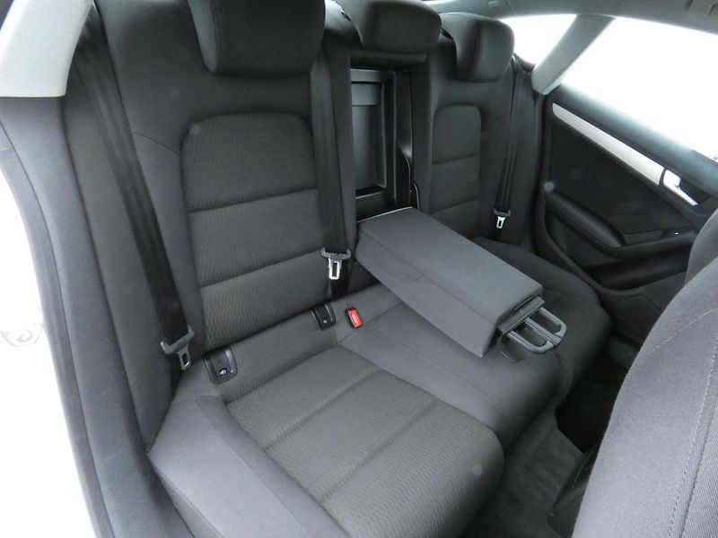 Audi A5 2.0 TDI 130 kW quattro - fotka 29 z 30