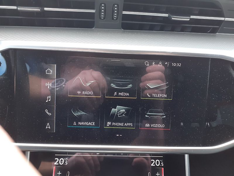 Audi A6 (2021) Avant 2.0 TDi Quattro - fotka 13 z 43