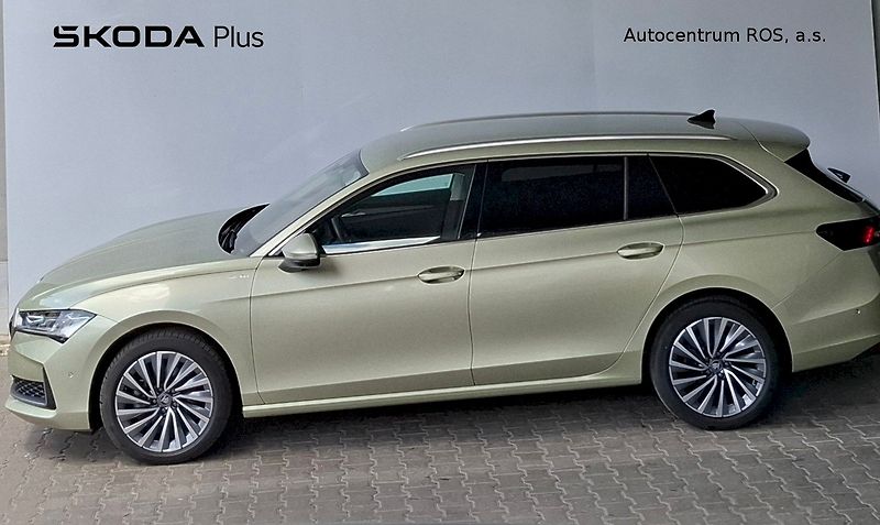 Škoda Superb (2025) COMBI L&K TD 110/2.0 A7F - fotka 3 z 30