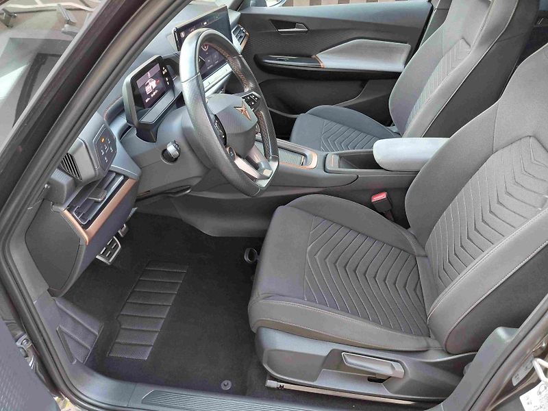 Cupra Born XL-BAT 77kWh SOH-93,6% LED ACC - fotka 11 z 14