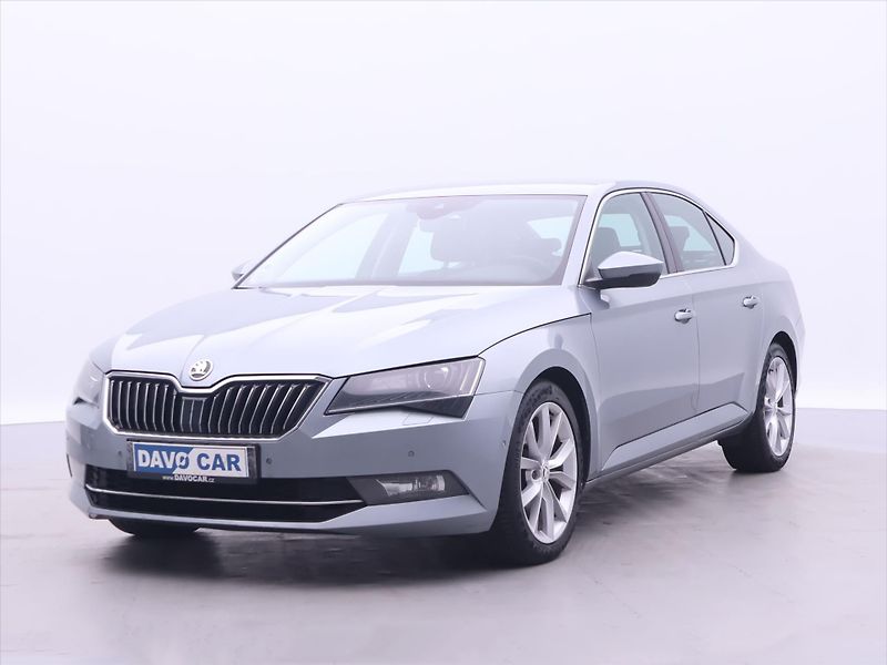 Škoda Superb 2,0 TDI 140kW DSG Style Plus - fotka 3 z 39