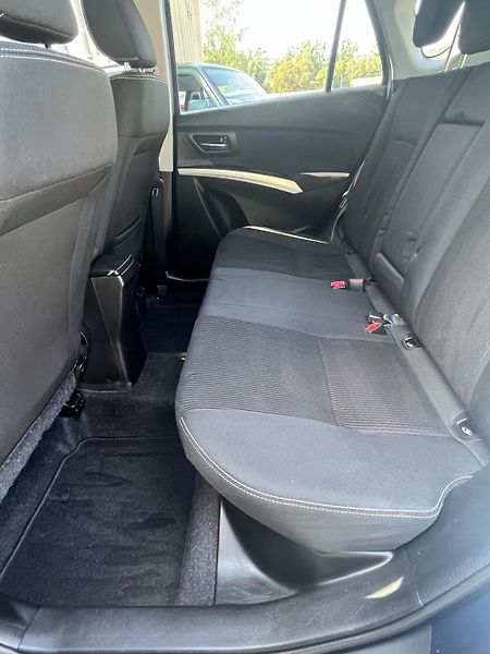 Suzuki SX4 S-Cross 1.4/103kW, COMF+, Allgrip, 4x4 - fotka 13 z 22