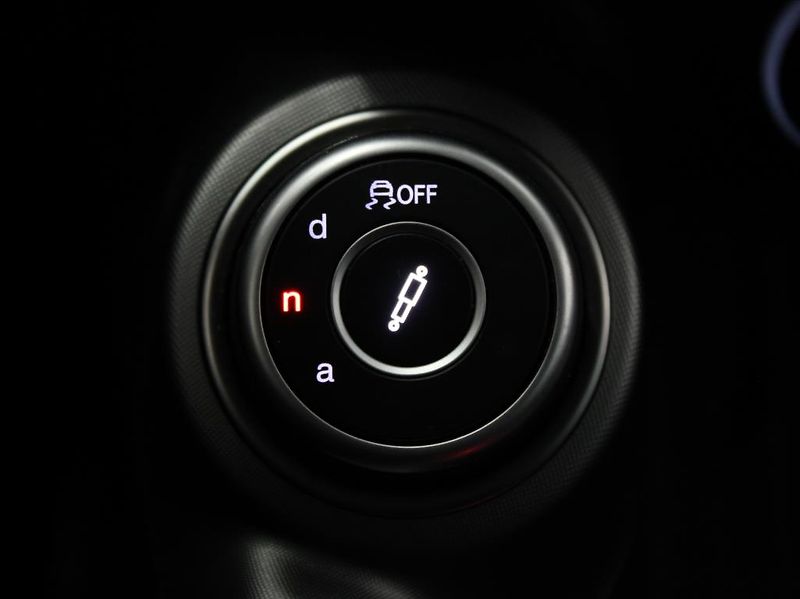 Alfa Romeo Tonale 1,5 Hybrid 160k. Veloce 32tkm. - fotka 22 z 26