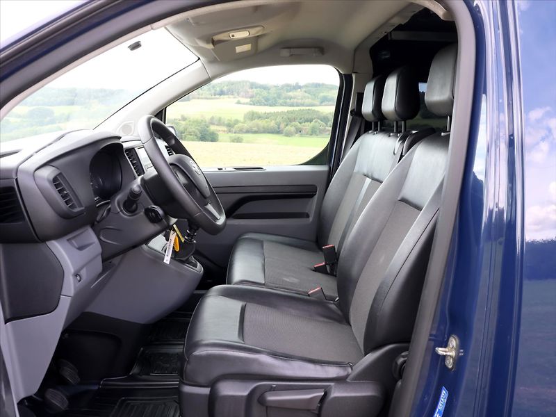 Toyota ProAce Verso 2,0 D-4D 90kW L2 6-míst CZ DPH - fotka 11 z 36