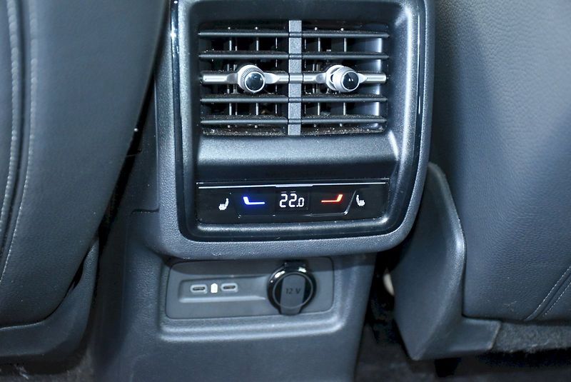 Škoda Kodiaq (2025) SPORTLINE 2.0 TDI 142kW 4x4 DS - fotka 27 z 35