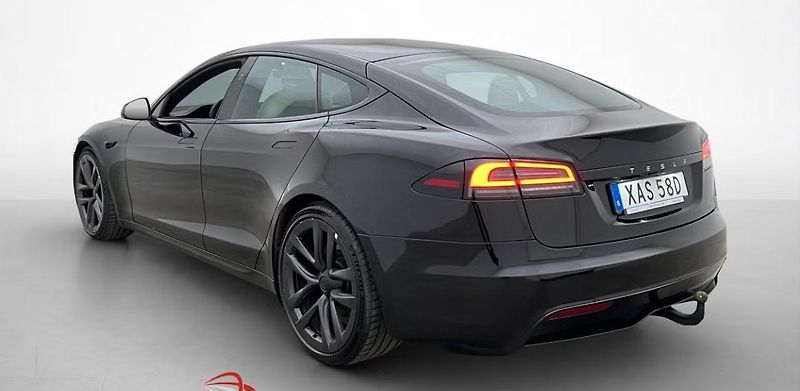 Tesla Model S LR AWD Kam Vzduch Panorama Taž - fotka 4 z 32