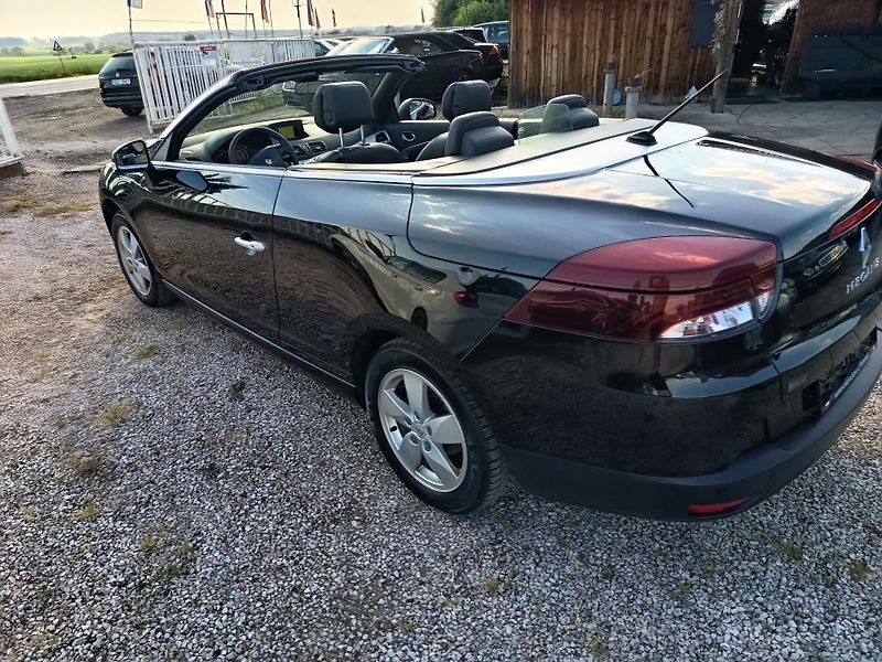 Renault Mégane (2011) Kabroušek 1.4 96kw - fotka 30 z 53
