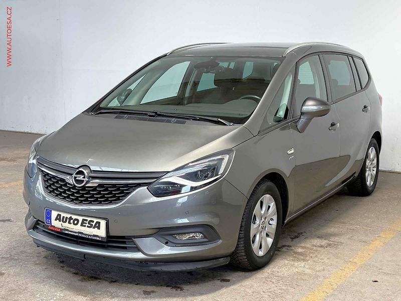 Opel Zafira (2016) 1.4 T, Active, LED - fotka 3 z 14