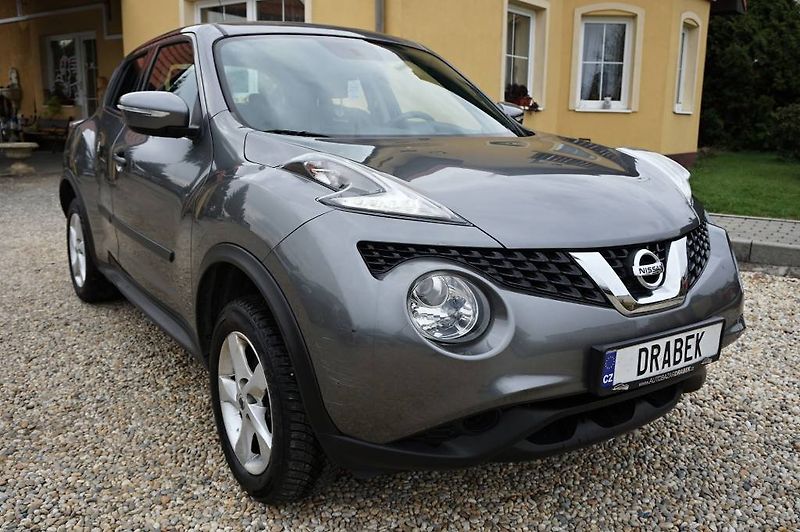 Nissan Juke (2015) 1,6i 69 kW - fotka 13 z 40
