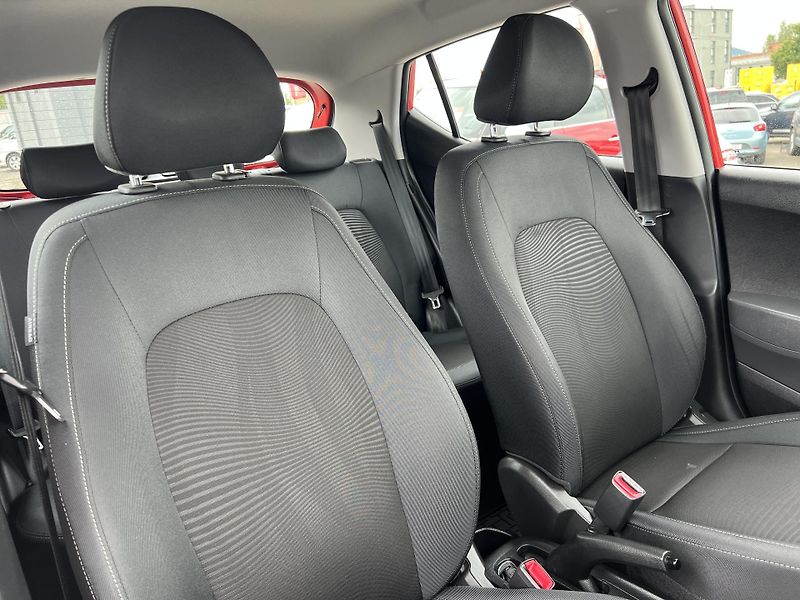 Hyundai i10 1.0i 49kw ABS KOUPENO V ČR - fotka 24 z 31