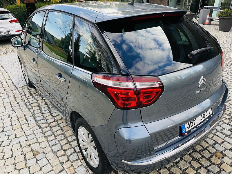 Citroën C4 Picasso 1.6i 88KW MANUÁL LED SENZORY - fotka 19 z 42