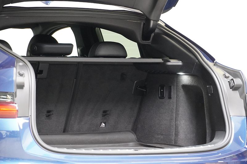 BMW X4 Xdrive30i,M-Paket,Tažné,Kamera - fotka 9 z 33