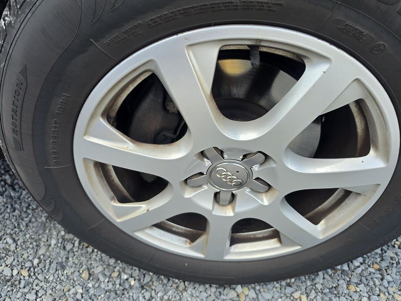 Audi Q5 2.0 TDI Quattro  - fotka 12 z 25