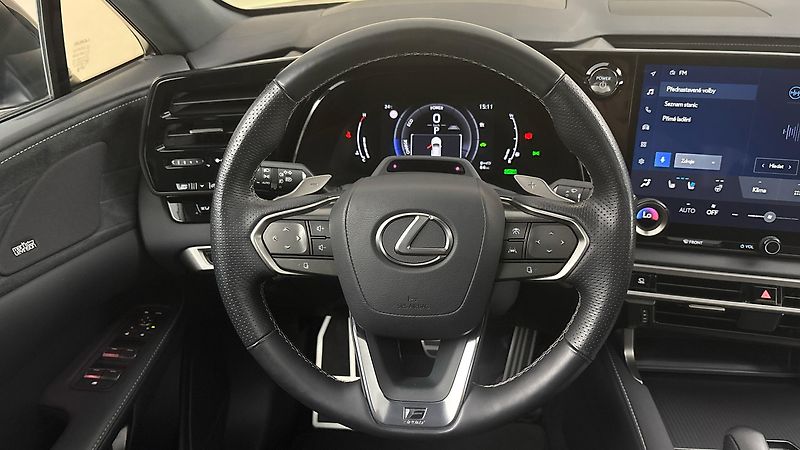 Lexus RX 500h AUT 4x4 F Sport Plus - fotka 9 z 35