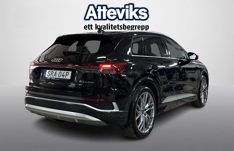 Audi Q4 40 e-tron S-Line LED BLIS  - fotka 4 z 11