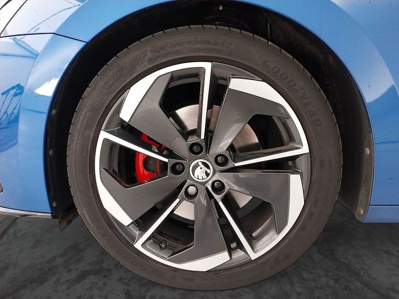 Škoda Octavia (2021) 2.0 TDI - fotka 15 z 23