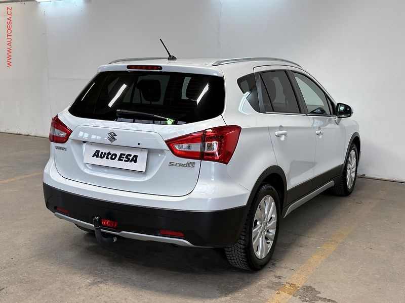 Suzuki S-Cross (2017) 1.4BJet, 1.maj,ČR, Comfort - fotka 4 z 17