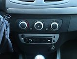 Renault Fluence (2013) 1.6 16V, po STK, slušný stav - náhled 12