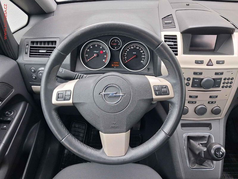 Opel Zafira (2008) 1.8i, ČR, AC - fotka 11 z 14