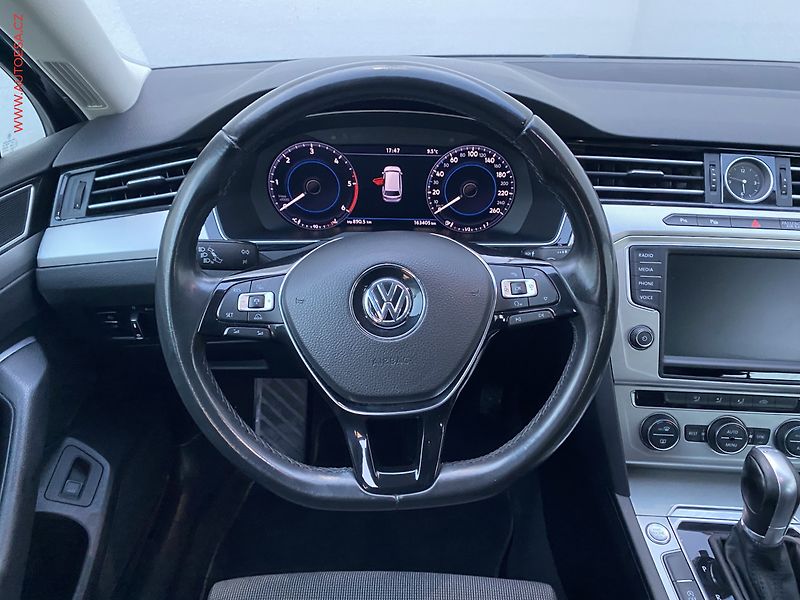 Volkswagen Passat (2017) 2.0 TDi, Comfortline, DSG - fotka 11 z 18