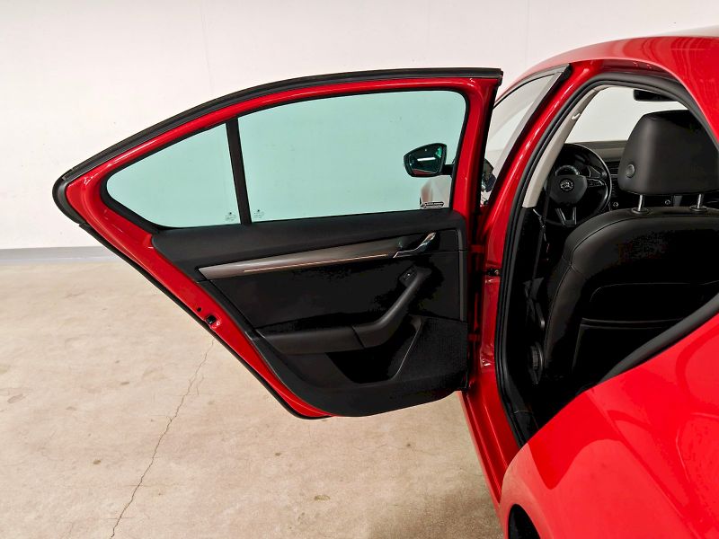 Škoda Octavia (2020) 1.5 TSI 110 kW Style Plus - fotka 21 z 27