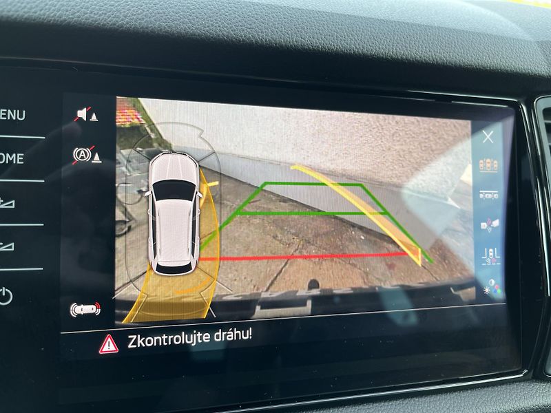 Škoda Kodiaq (2021) 1.5TSI*DSG*ACC*TAŽNÉ*4xVÝHŘEV - fotka 46 z 52