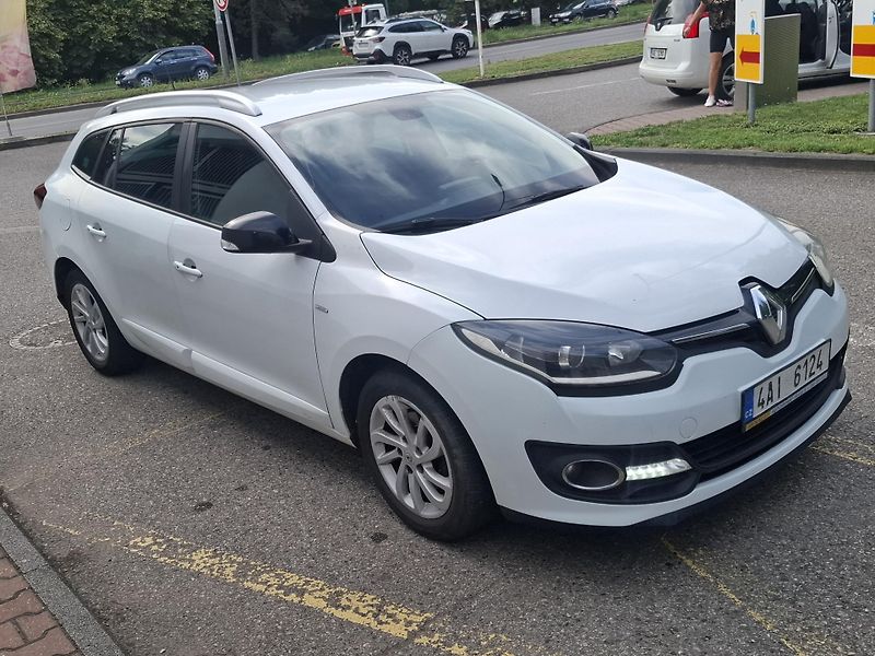 Renault Mégane (2014) 2.5 DCI limited - fotka 5 z 14