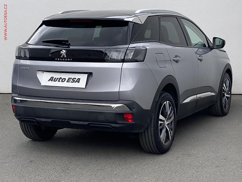 Peugeot 3008 (2021) 1.2PT, Allure, AT, LED, navi - fotka 4 z 20