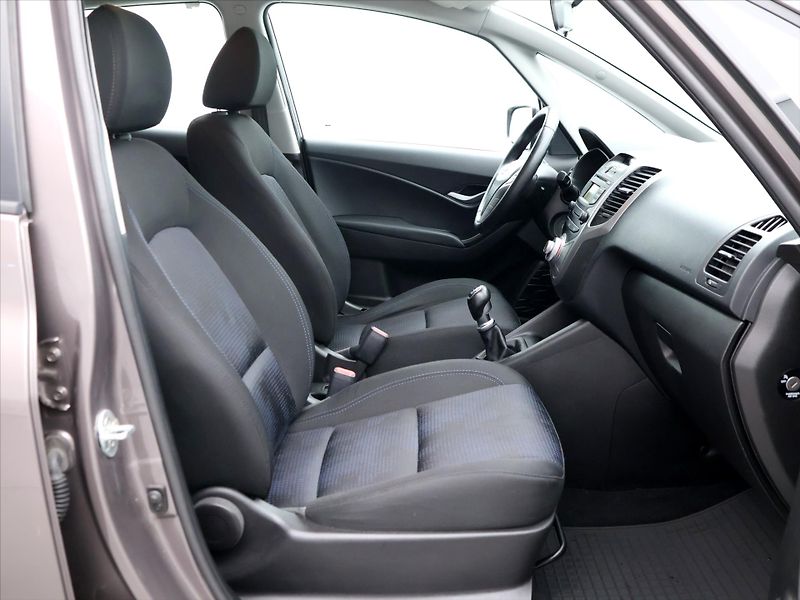 Hyundai ix20 1,4 CVVTi 66kW Klimatizace CZ - fotka 11 z 29