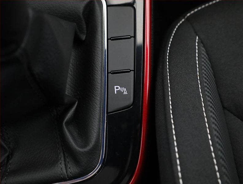 Škoda Fabia (2025) Monte Carlo 1.0 TSI - fotka 14 z 21