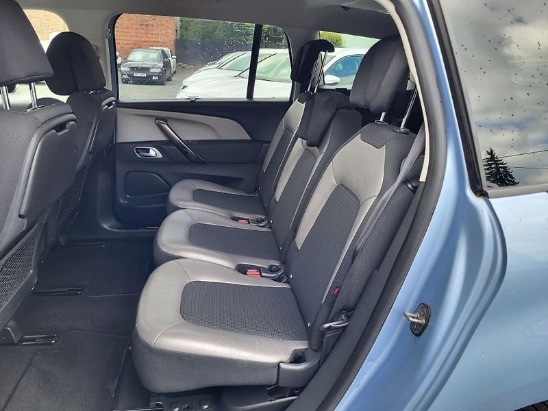 Citroën Grand C4 Picasso 2.0 eHDi autom EXCLUSIVE 7míst - fotka 8 z 48