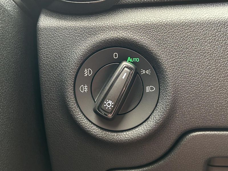Škoda Fabia 1.0 TSI Top selection - fotka 15 z 26