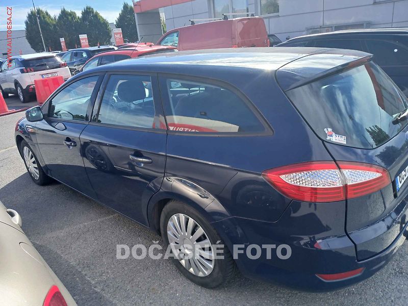Ford Mondeo (2008) 2.2TDCi, 1.maj, servis.kniha - fotka 2 z 3