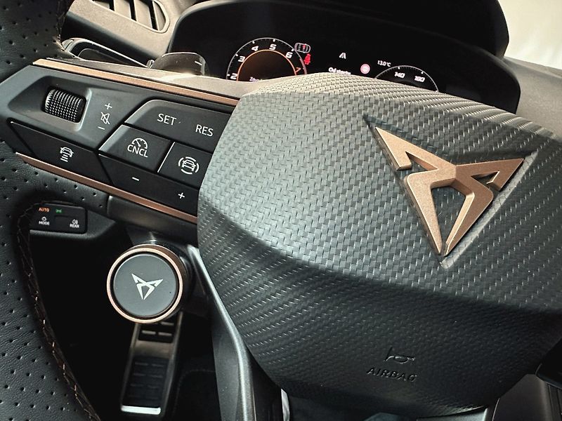 Cupra Terramar (2026) 1.5 eTSI 150k DSG *TAŽNÉ* - fotka 13 z 26