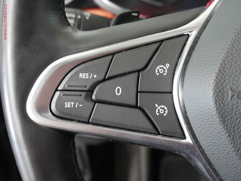 Renault Captur (2020) 1.5 dCi, 1.maj,ČR, AT, navi - fotka 13 z 23