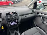 Volkswagen Touran (2014) Comfortline 1.6 TDI 77kW - náhled 15