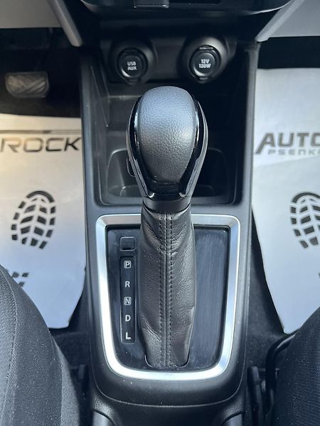 Suzuki Swift COMFORT 1.2 AUTOMAT, HYBRID - fotka 13 z 17