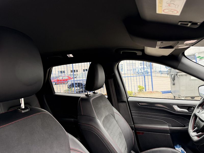 Ford Kuga (2022) 2.5 HYBRID, 4x4,ST-LINE, - fotka 48 z 50