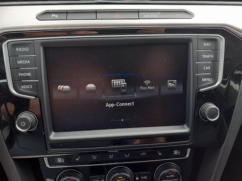 Volkswagen Passat Variant (2016) 1.4 TSi 110 Kw Highline - fotka 15 z 41