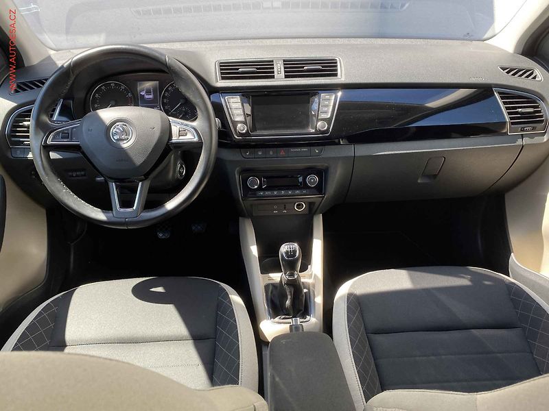 Škoda Fabia (2016) 1.2 TSi, Style, navi - fotka 8 z 18