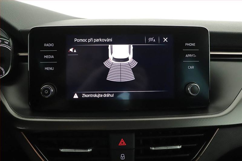 Škoda Kamiq (2023) Style 1.0 TSI - fotka 12 z 20