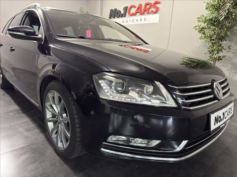 Volkswagen Passat 2,0   TDI DSG 4X4 HIGHLINE ACC - fotka 35 z 37