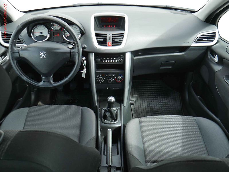 Peugeot 207 (2012) 1.4 HDi, AC, STK4/28 - fotka 8 z 16