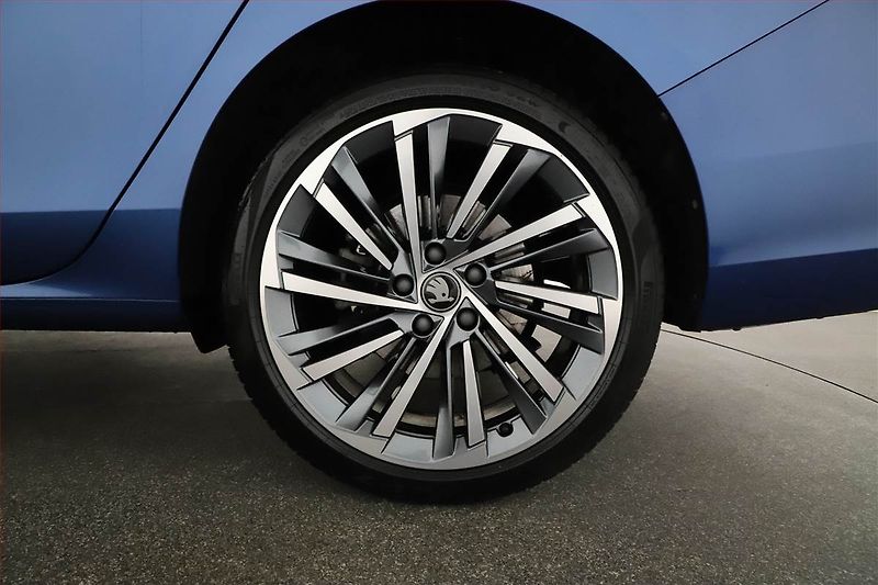 Škoda Superb (2025) 2.0 TDI - fotka 20 z 20
