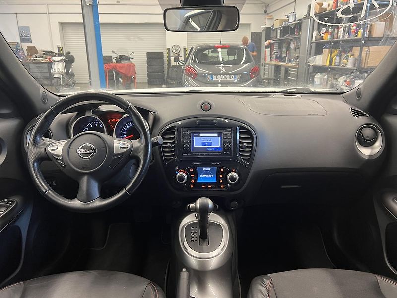 Nissan Juke 1.6i 86kW - fotka 9 z 17