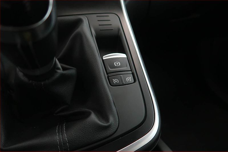 Renault Grand Scénic (2019) Zen 1.3 TCe, Serv.kniha - fotka 17 z 17